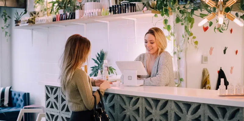 Cultura de trabalho voluntário no exterior: como conseguir e transformar em oportunidades