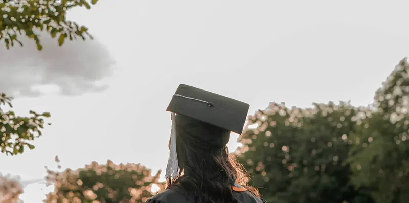 Graduação sanduíche: como estudar fora sem abandonar sua universidade no Brasil