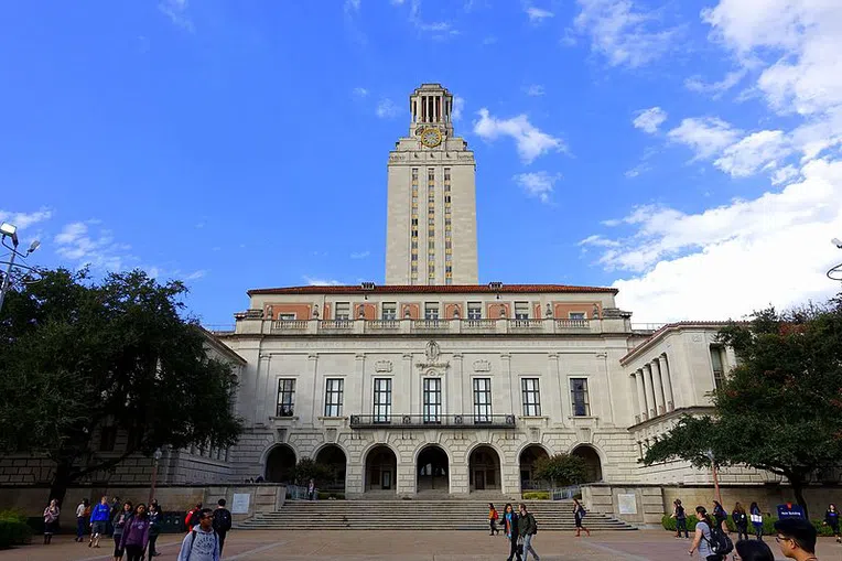 Melhores Universidades do Texas: UT Austin