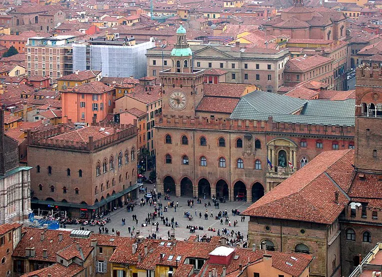 Vista aérea da Universidade de Bolonha