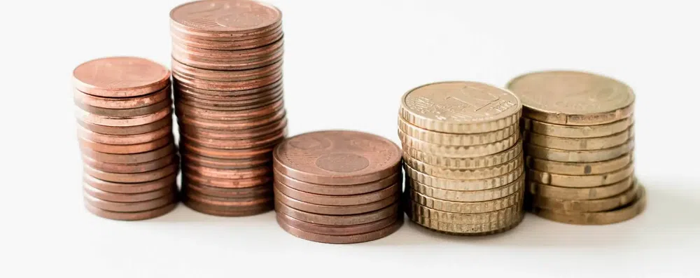 Como poupar dinheiro para o intercâmbio: dicas práticas