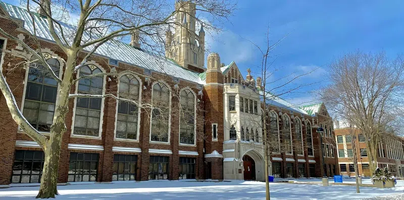 Vida de estudante no Canadá: como é o dia a dia nas universidades