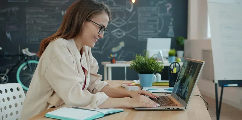 Como funciona o teste de nivelamento no exterior