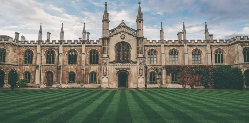 8 universidades mais bonitas do mundo