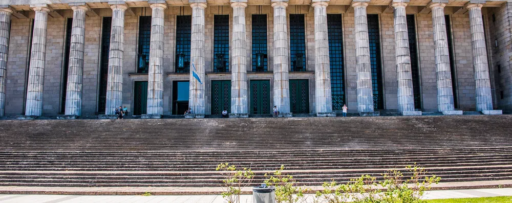 Como fazer faculdade na Argentina?