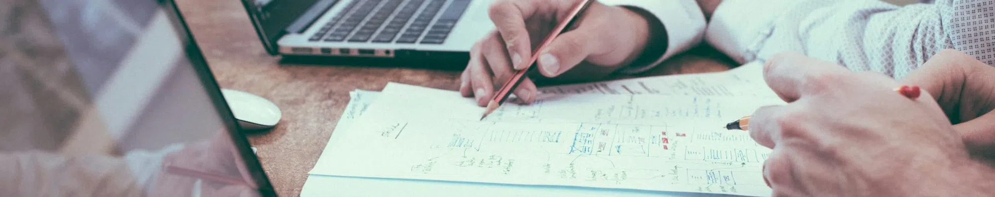 Como funcionam os programas de aceleração de carreira nas universidades internacionais
