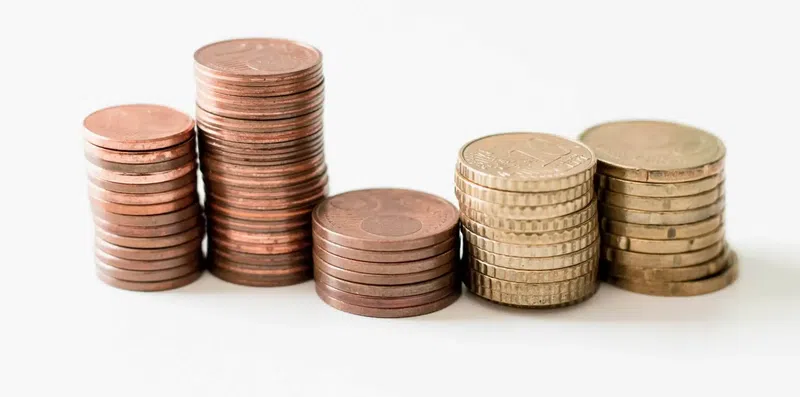 Como poupar dinheiro para o intercâmbio: dicas práticas