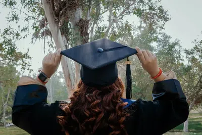 Faculdade trancada? Termine a graduação no exterior