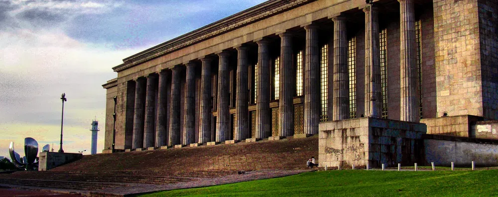 Conheça todos os cursos de pós-graduação da Faculdade de Direito da UBA