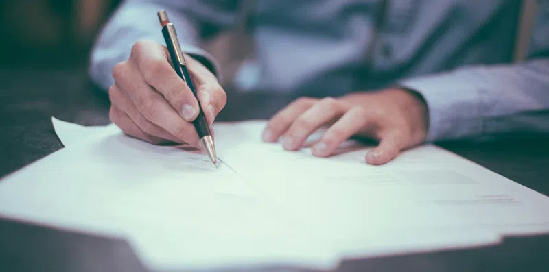Cartas de recomendação para universidades internacionais: o que você precisa saber