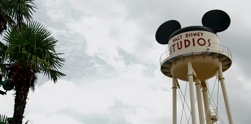 Como encontrar vagas de intercâmbio e trabalho na Disney