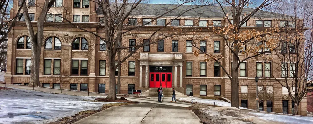 Por dentro da Universidade de Wisconsin-Madison