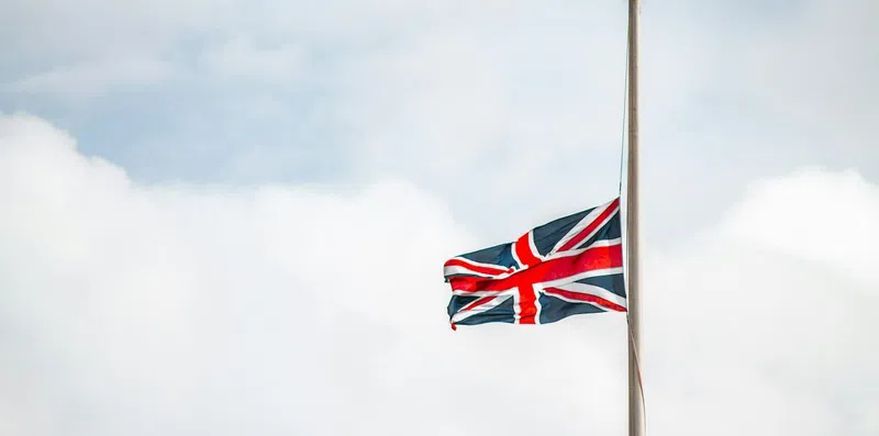 Estude no Reino Unido sem pagar mensalidade: bolsa na University of Birmingham
