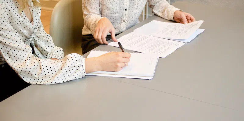 Idiomas no currículo: como explicar seu nível de proficiência para os empregadores?