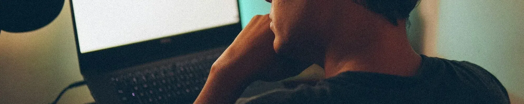 Estratégias de leitura para artigos acadêmicos em outro idioma