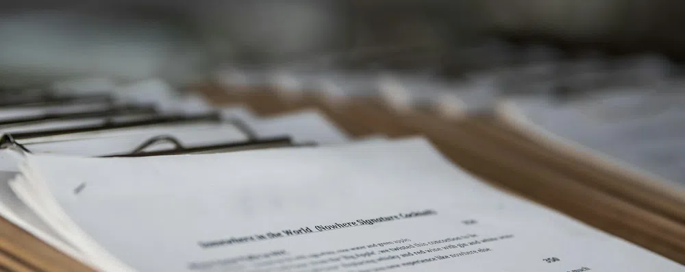 Checklist: documentos e provas para universidades internacionais