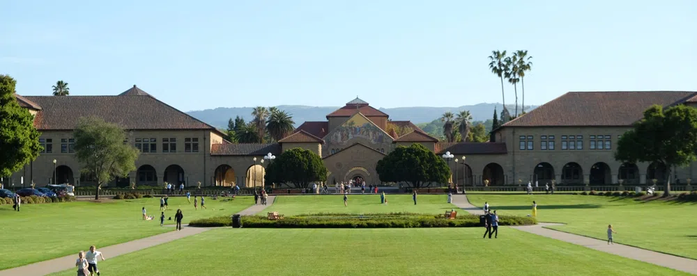 Conheça as universidades do Vale do Silício