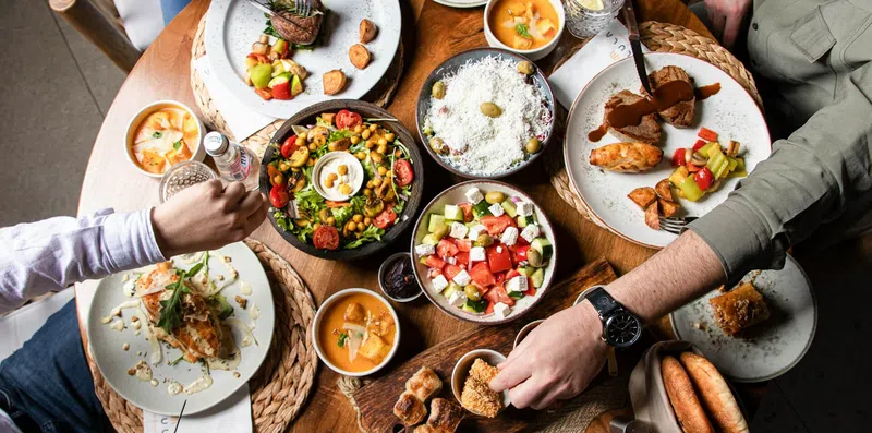 Comidas típicas que você precisa provar durante o intercâmbio