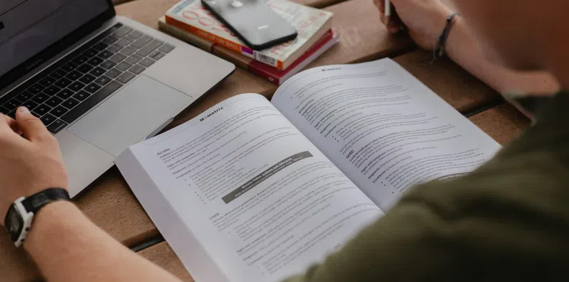 7 habilidades extracurriculares para applications de sucesso
