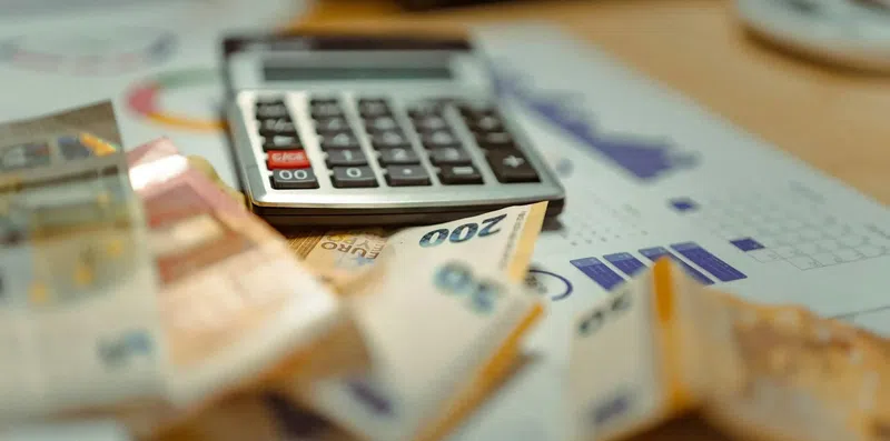 Comprovação financeira para visto de estudante: quanto você precisa ter?