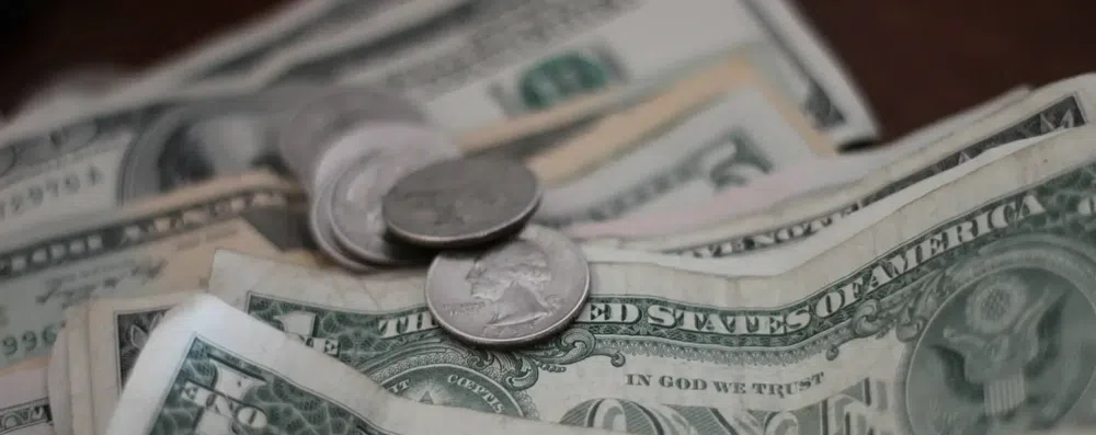 Como financiar o intercâmbio sem depender dos pais