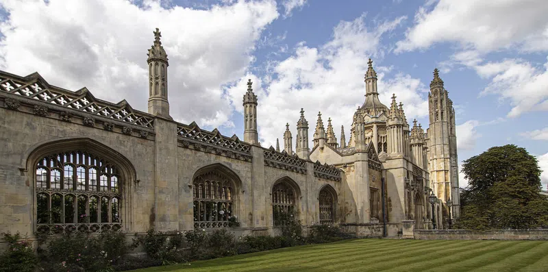 Conheça 5 ex-alunos de Cambridge que mudaram o mundo