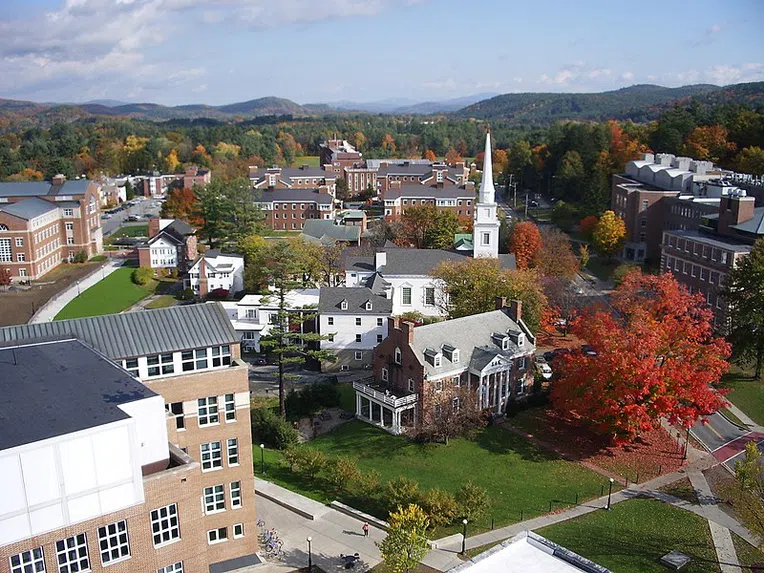 Vista-aérea-do-Dartmouth-College