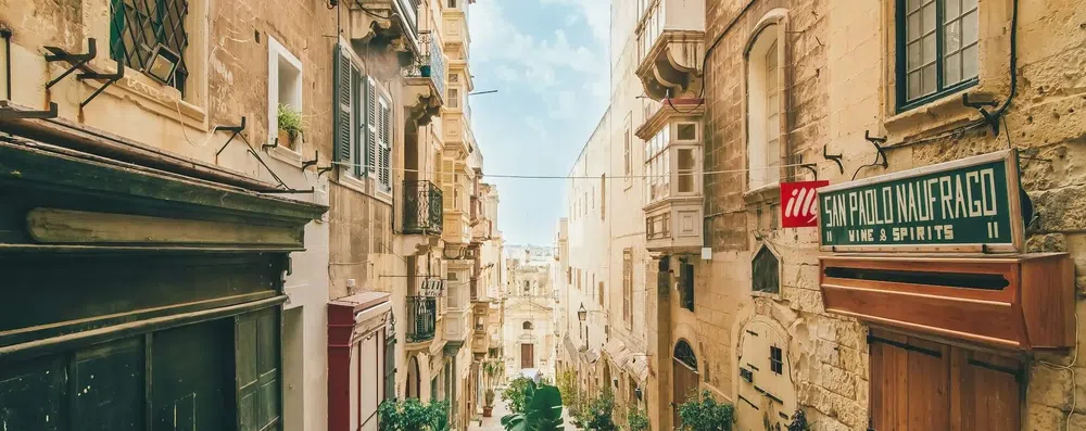 Intercâmbio em Malta: St. Julians ou Valetta?