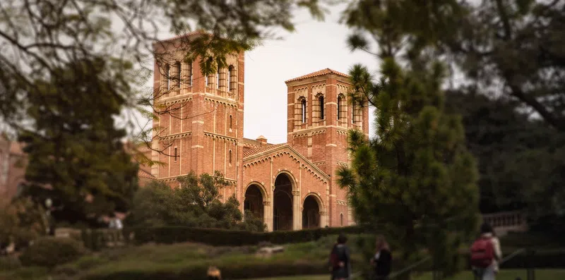 Universidades onde você pode estudar com 100 pontos no TOEFL