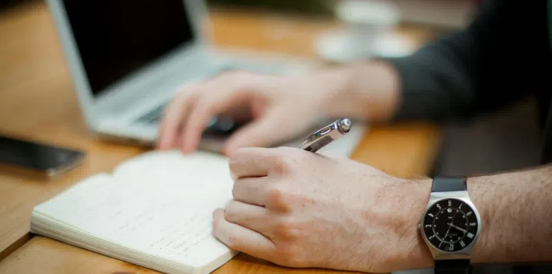 Como aproveitar as férias para criar sua college list