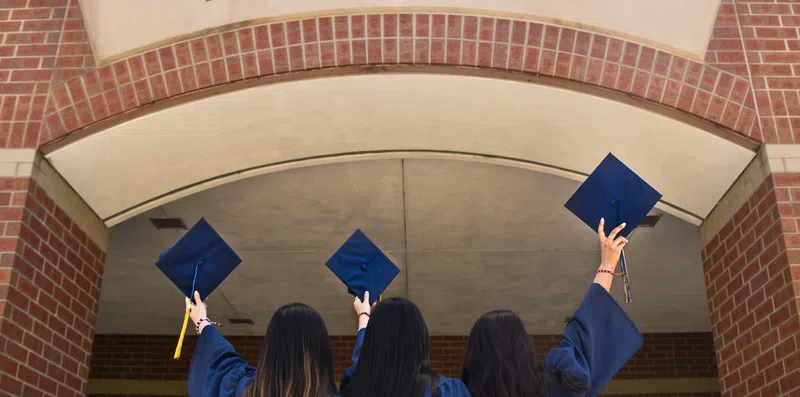 Faça sua graduação de graça nos EUA com essa bolsa de 100%