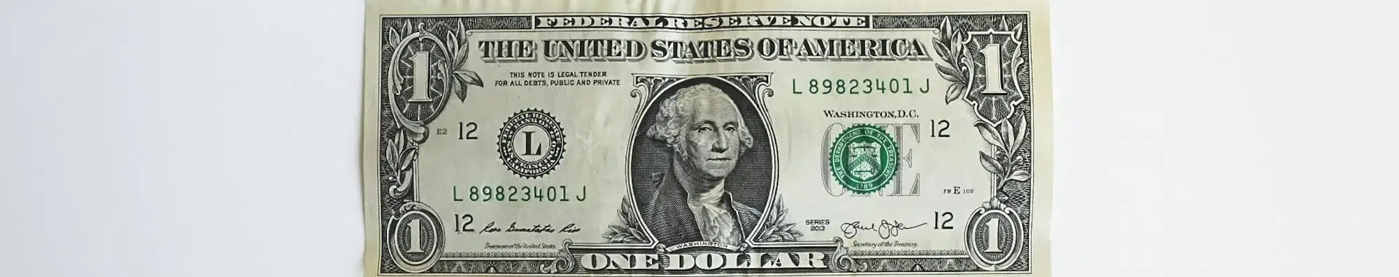 Dólar em alta: como aproveitar o momento para uma experiência internacional
