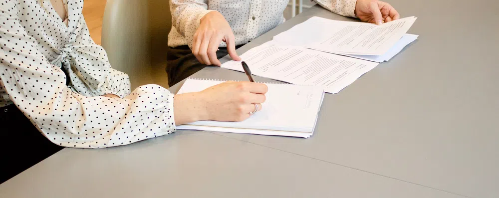 Idiomas no currículo: como explicar seu nível de proficiência para os empregadores?