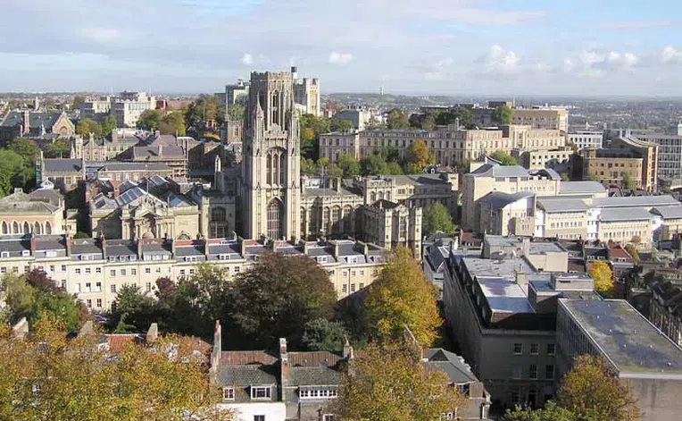 Vista aérea da University of Bristol