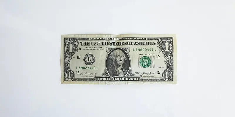 Dólar em alta: como aproveitar o momento para uma experiência internacional
