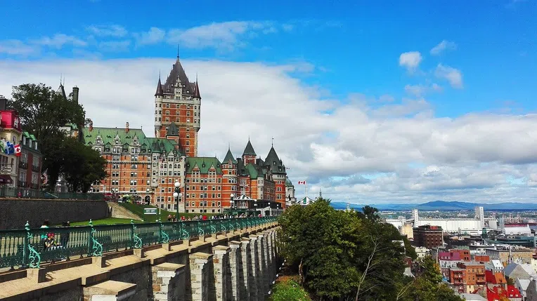 A Cidade de Quebec é um dos melhores lugares para fazer intercâmbio no Canadá