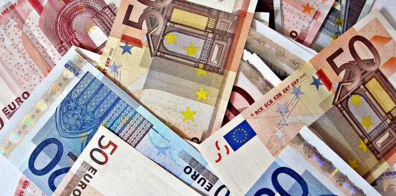 Como abrir uma conta bancária na Itália? - Universidade do Intercâmbio