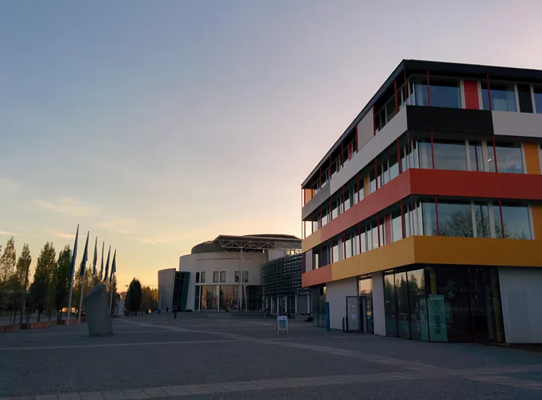 A-TUM-é-a-primeira-entre-as-melhores-universidades-da-Alemanha