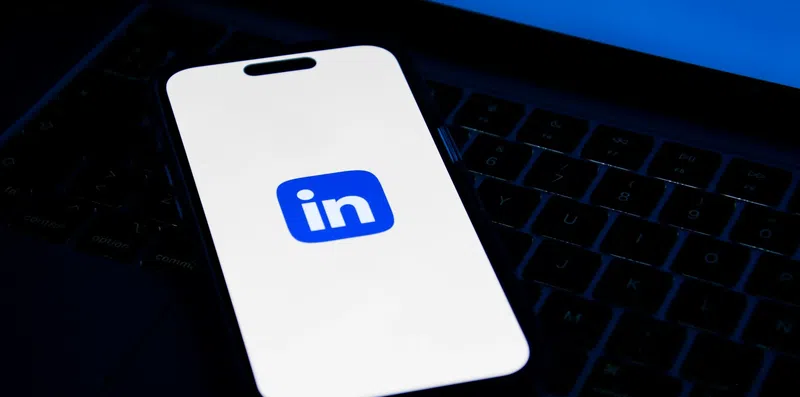 Como incluir intercâmbio no LinkedIn com estratégia