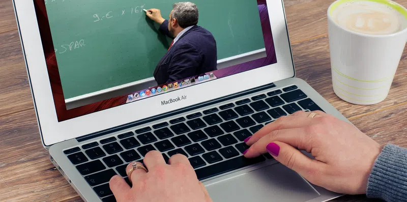 Coursera ou edX: qual é a melhor plataforma de cursos online?
