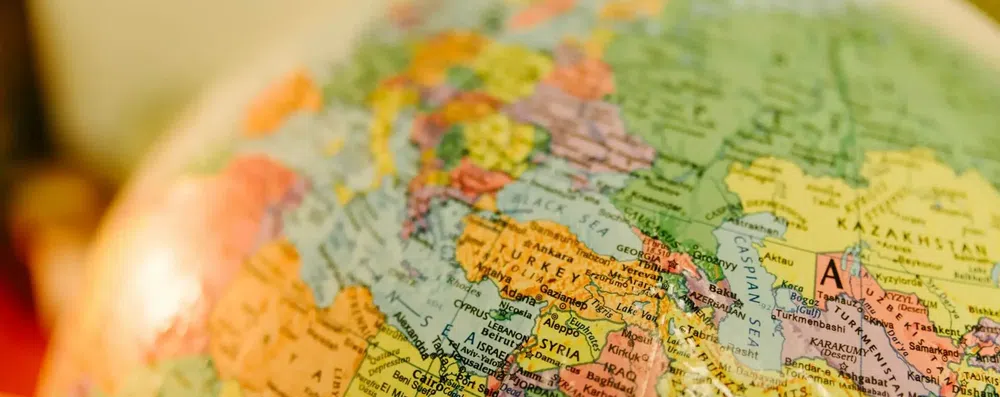 10 países onde brasileiros podem estudar gastando menos