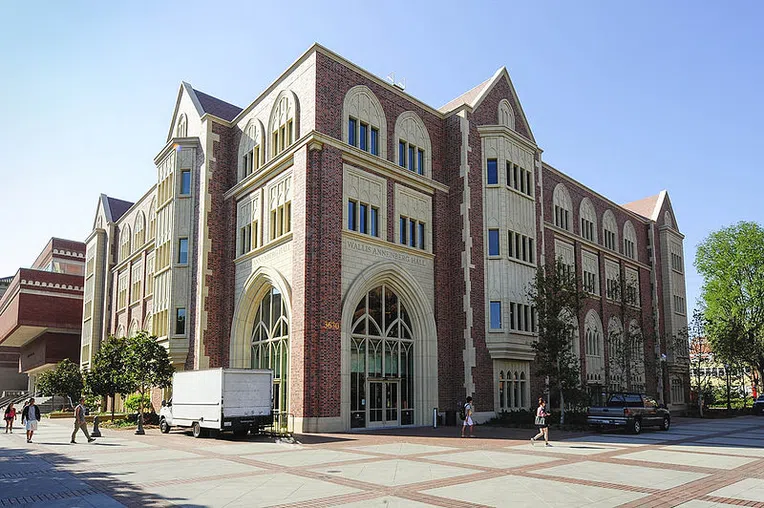 Escola-de-Comunicação-da-University-of-Southern-California