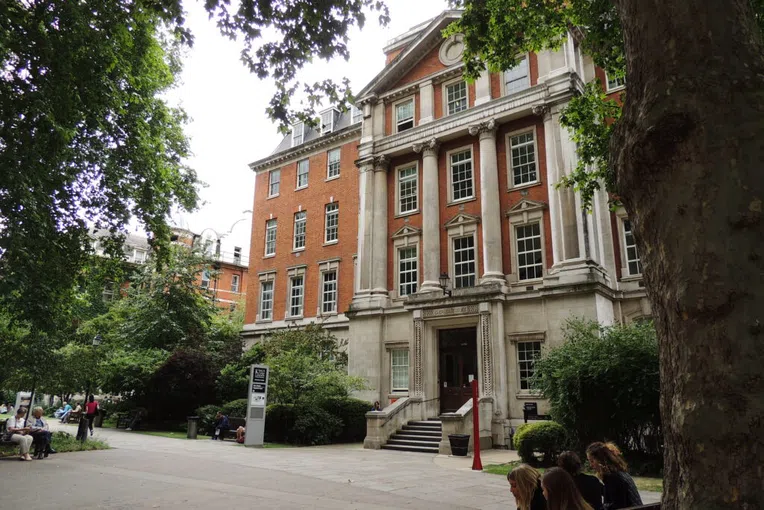 King's-College-London-Faculdade-de-Ciências-da-Vida-e-Medicina