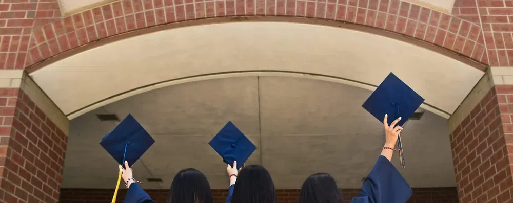Universidade pública no Brasil ou no exterior: descubra as diferenças que ninguém te conta