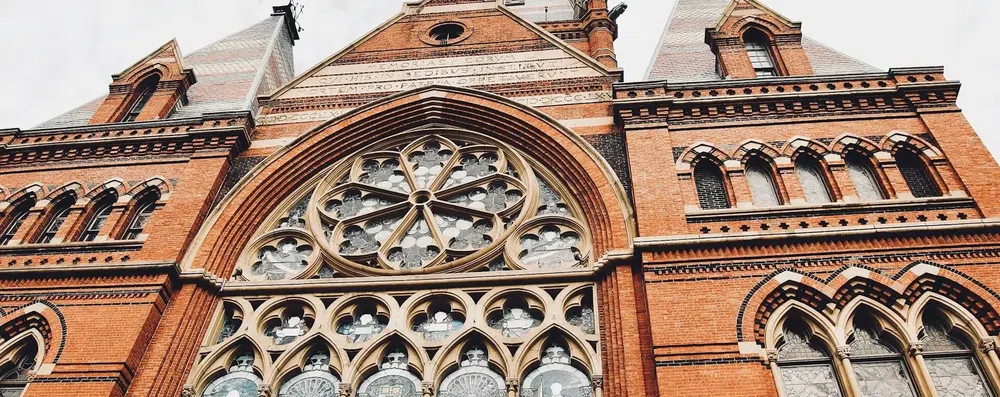 Harvard expande ensino gratuito para estudantes com renda anual de até 200 mil dólares