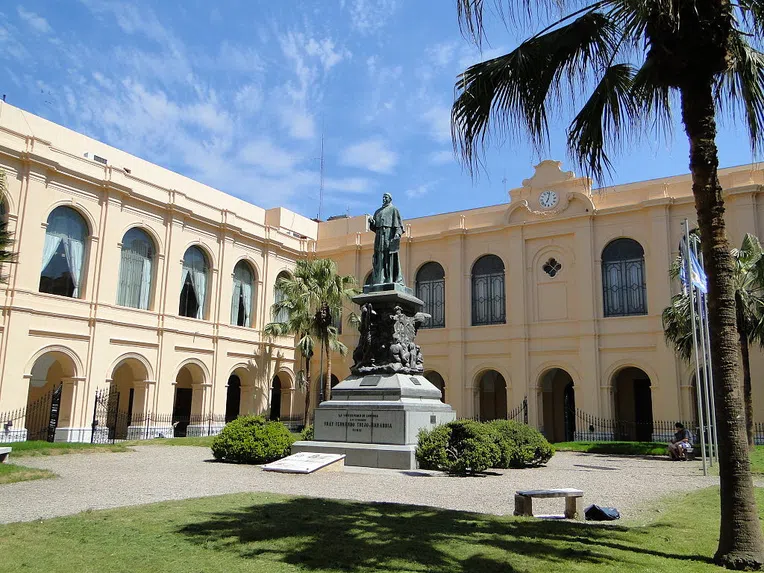 A Universidad Nacional de Córdoba oferece bons cursos para um intercâmbio de espanhol
