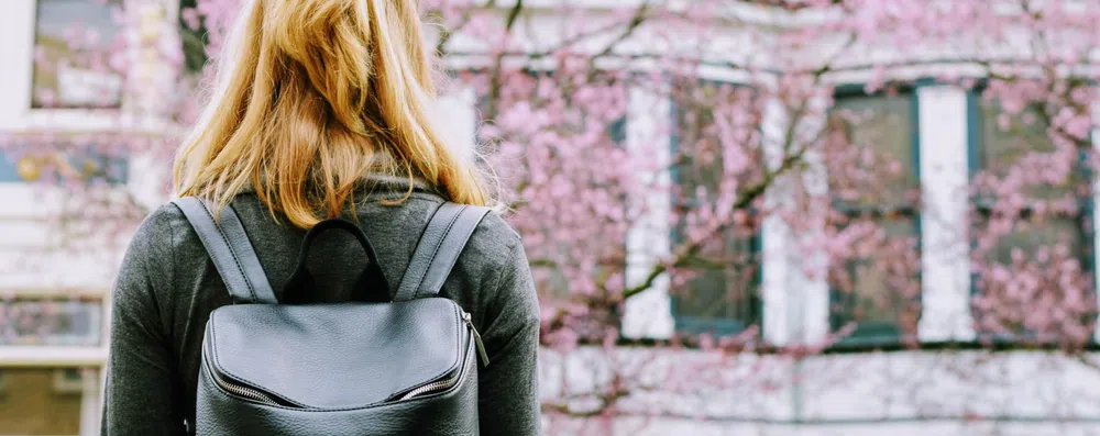 4 vantagens de uma graduação multidisciplinar no exterior