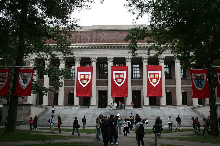 Bolsas-de-MBA-em-Harvard