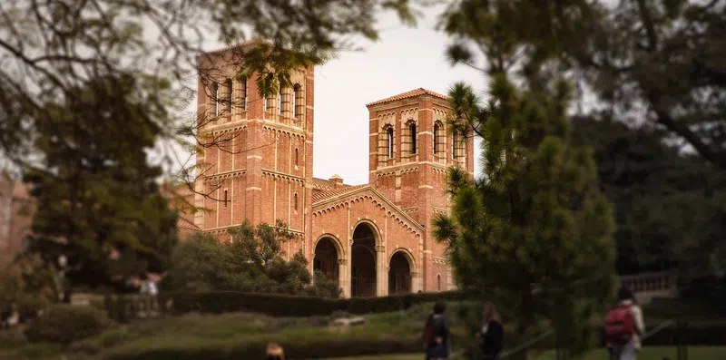 UCLA: conheça a melhor universidade de Los Angeles