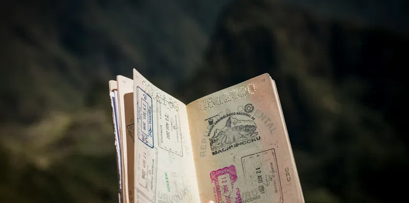 Teste seus conhecimentos sobre vistos de estudante